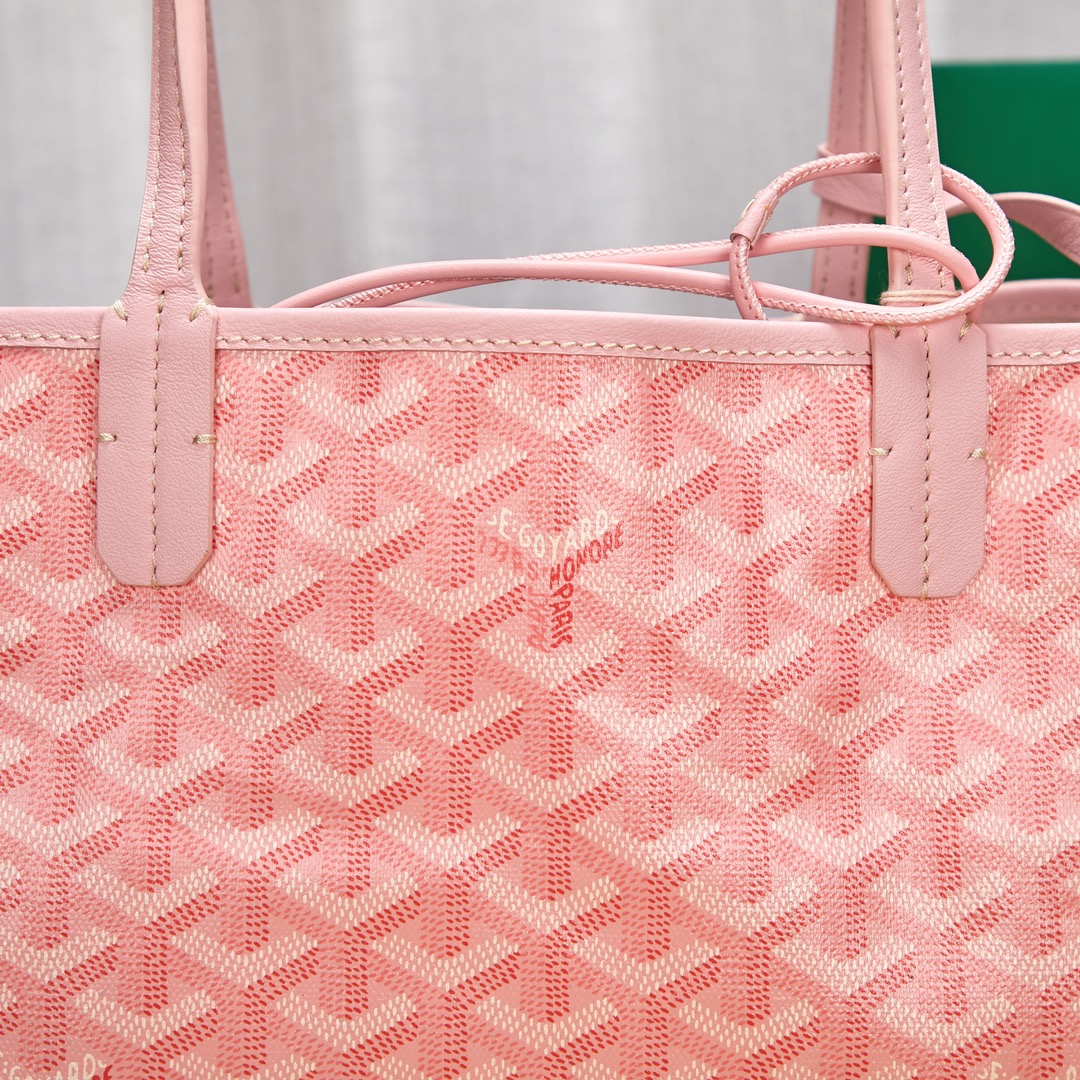 Goyard Limited Edition Pink Medium Size 47cm