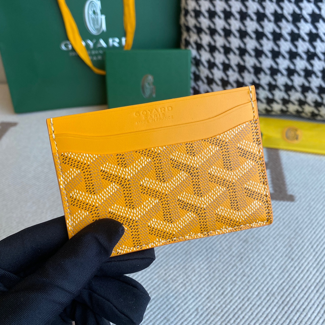 Goyard Double-sided Cardholder, 4 Card Slots, with a Middle Compartment, Size: 10.5×7.5cm