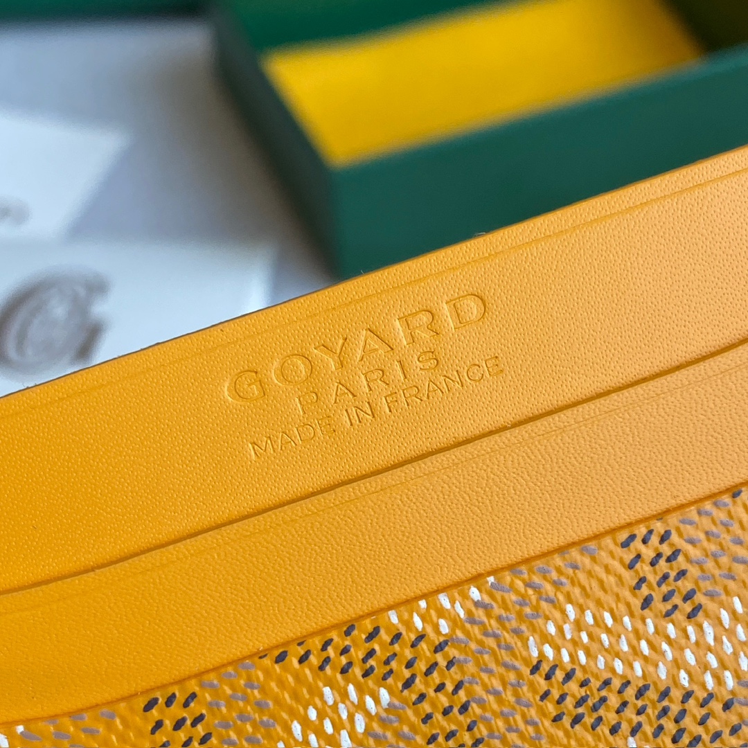 Goyard Double-sided Cardholder, 4 Card Slots, with a Middle Compartment, Size: 10.5×7.5cm