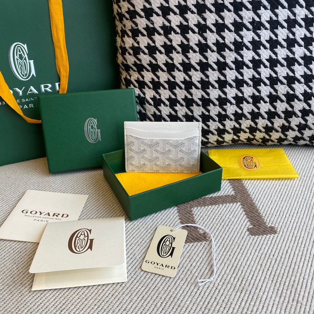 Goyard Double-sided Cardholder, 4 Card Slots, with a Middle Compartment, Size: 10.5×7.5cm