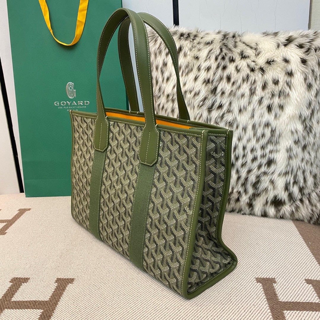 Goyard Villette Tote Bag in Khaki Green/Olive Green, Size: 38x27x13cm