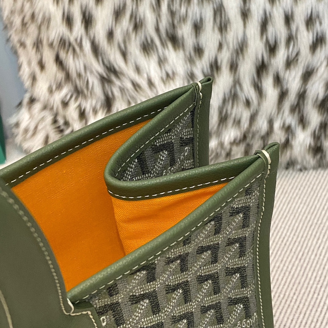 Goyard Villette Tote Bag in Khaki Green/Olive Green, Size: 38x27x13cm