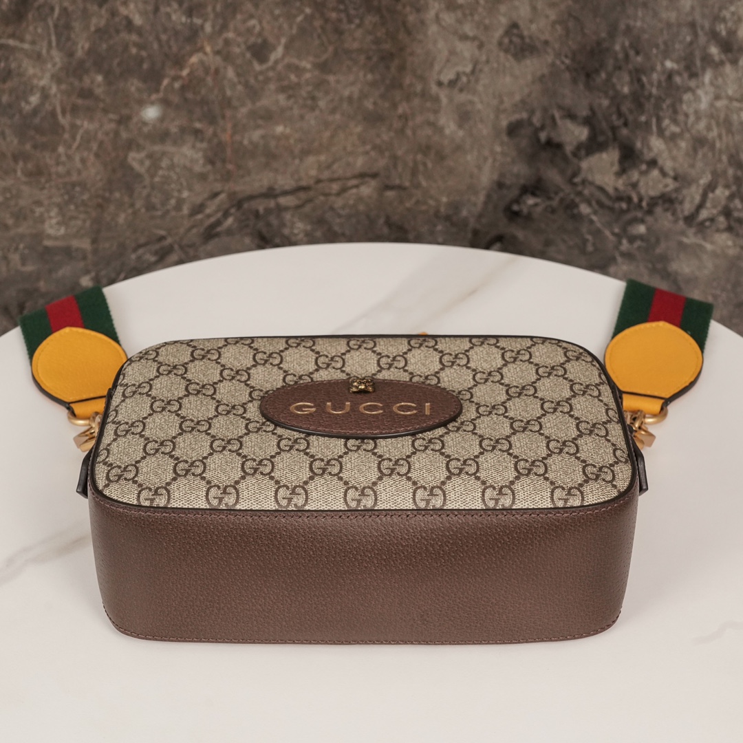 Gucci Neo Vintage GG Supreme Camera Bag