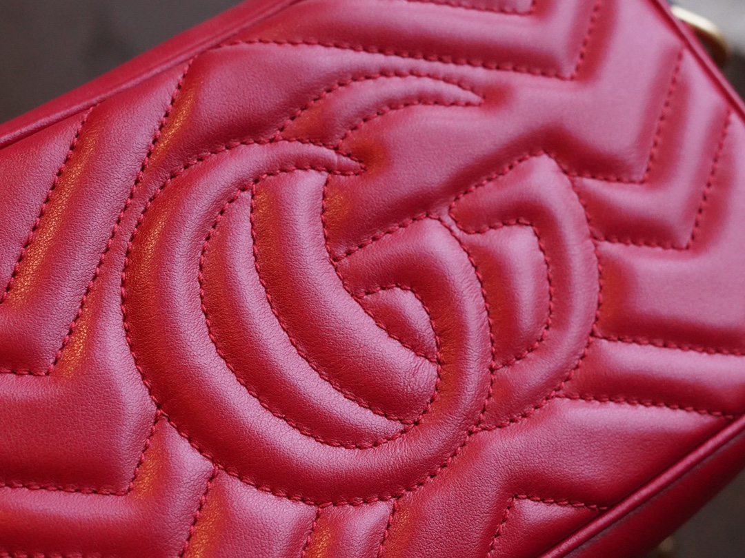 Gucci Marmont Series Mini Camera Bag in Red