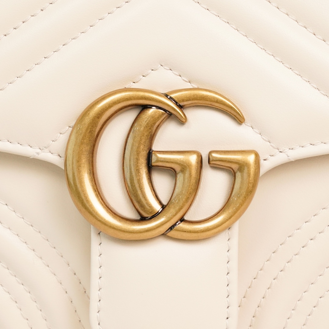 Gucci Marmont Messenger Bag in White, Small Size, with Leather Top Handle and Chain Shoulder Strap, Stitched V-Shaped Leather Material