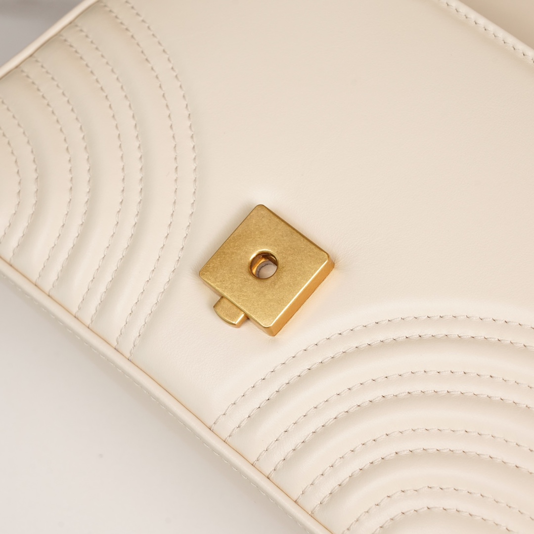 Gucci Marmont Messenger Bag in White, Small Size, with Leather Top Handle and Chain Shoulder Strap, Stitched V-Shaped Leather Material