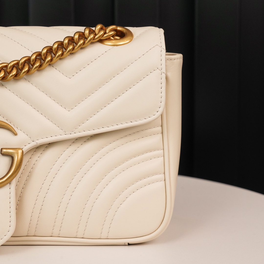 Gucci Marmont White, Large Size, with Leather Top Handle and Chain Shoulder Strap, Stitched V-Shaped Leather Material