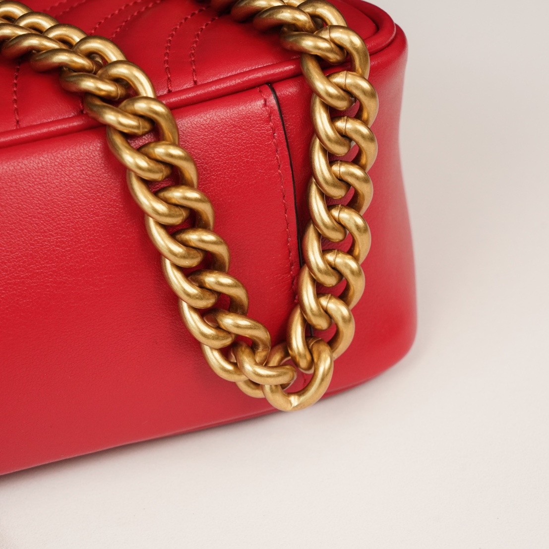 Gucci Marmont Large Red, Large Size, with Leather Top Handle and Chain Shoulder Strap, Stitched V-Shaped Leather Material