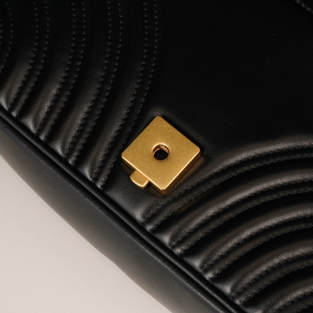 Gucci Marmont Black, Large Size, with Leather Top Handle and Chain Shoulder Strap, Stitched V-Shaped Leather Material