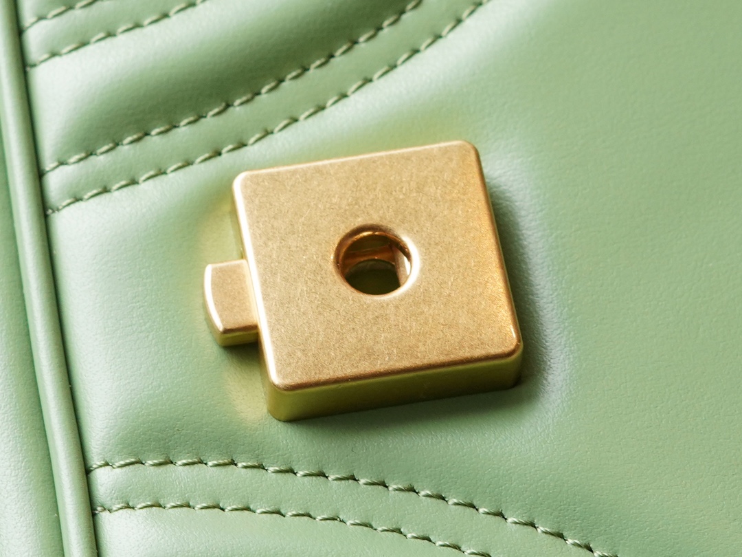 GG Marmont Series Super Mini Handbag in Avocado Green