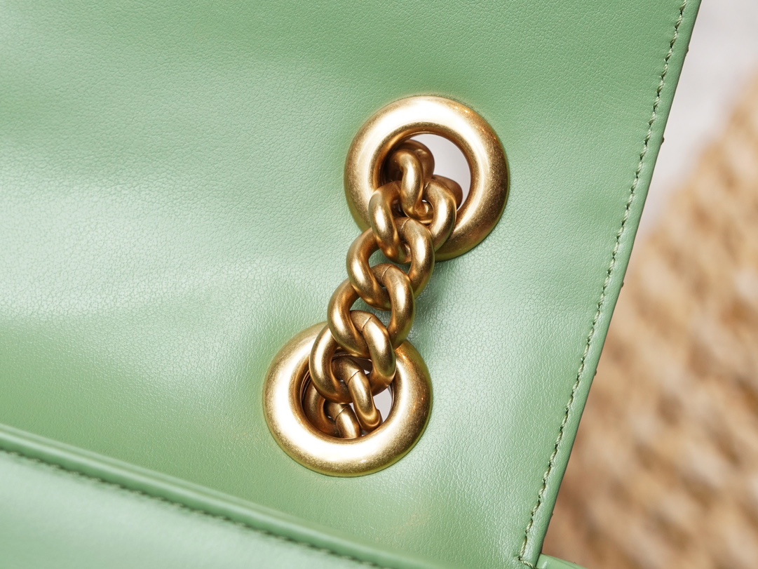 GG Marmont Series Super Mini Handbag in Avocado Green