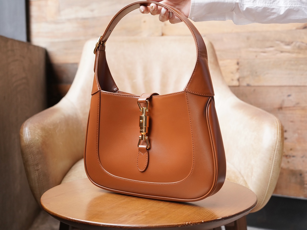 Jackie 1961 Handbag, Small Size, Caramel