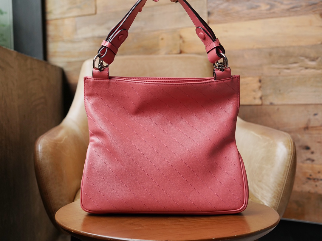 Blondie Series Small Tote Bag in Pink