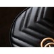 GG Marmont Series Crescent-shaped Handbag in Black