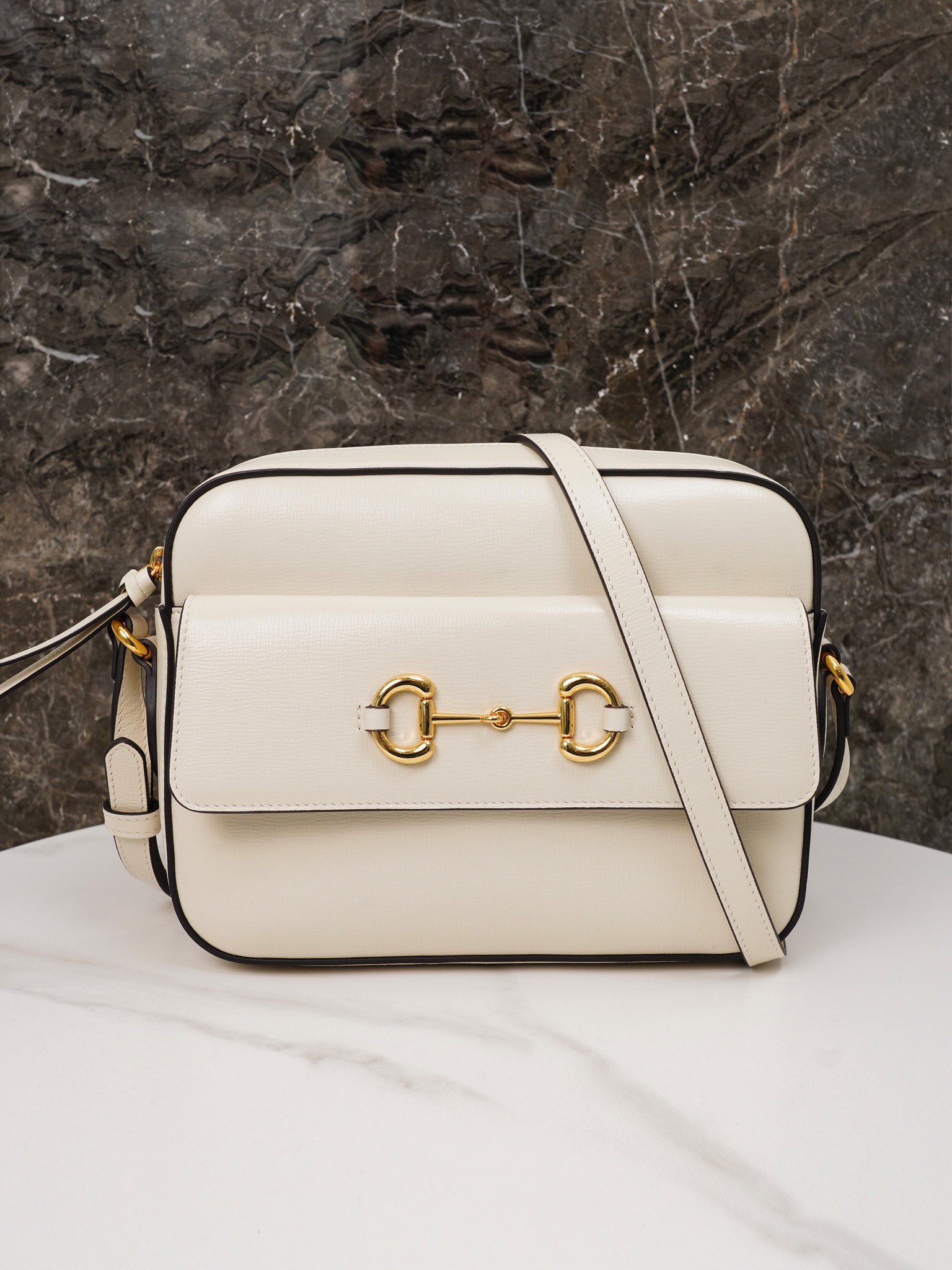 Gucci Horsebit 1955 Series Full Leather Camera Bag - White