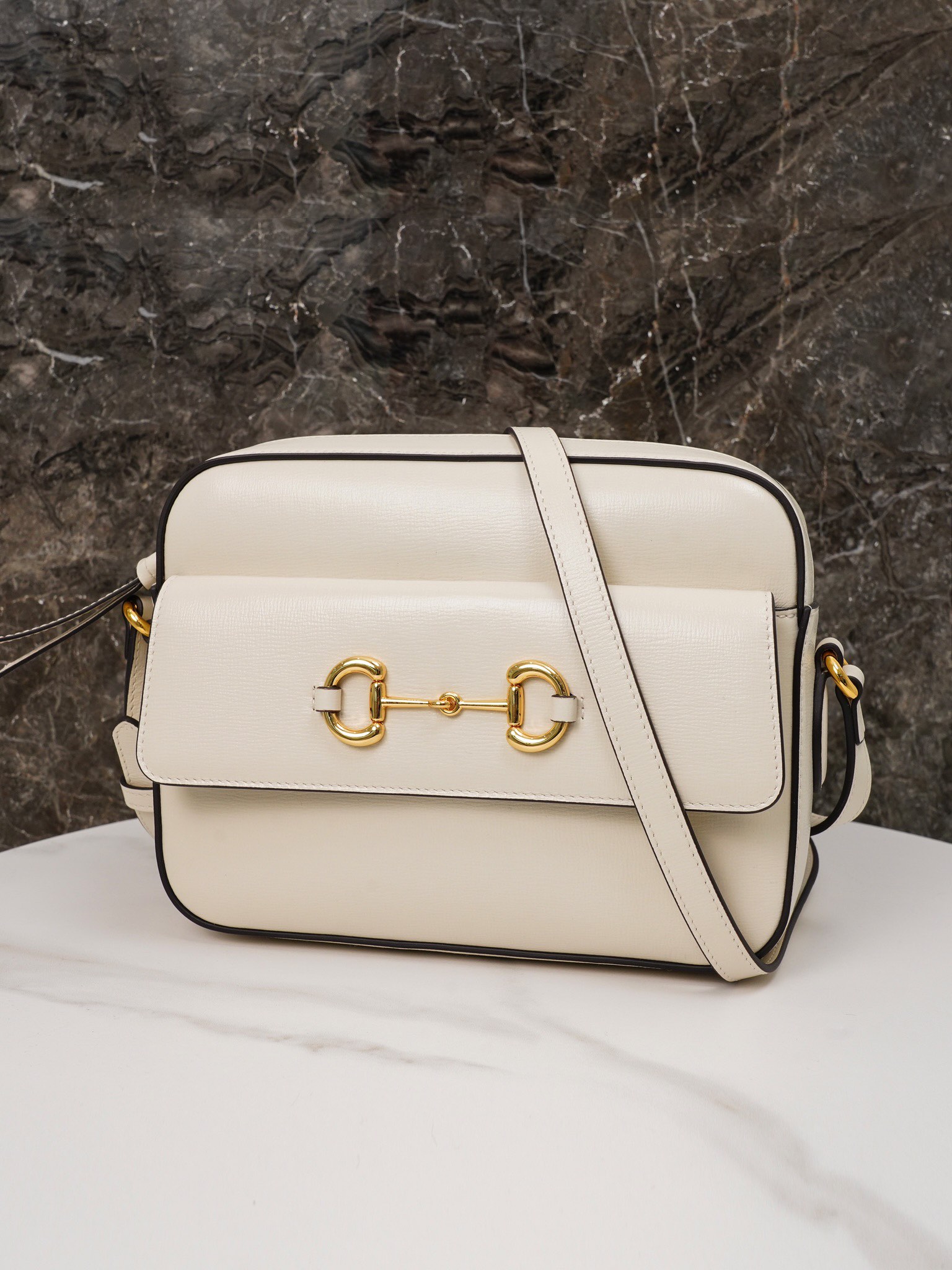 Gucci Horsebit 1955 Series Full Leather Camera Bag - White