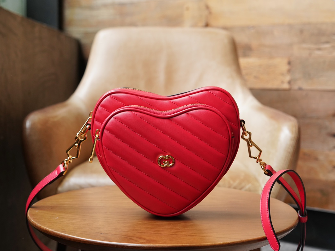 Double G Interlocking Mini Heart-shaped Shoulder Bag - Red