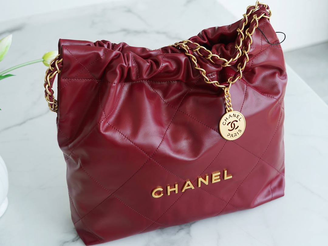 Chanel 22P Spring/Summer New 22 Bag Rouge Red  