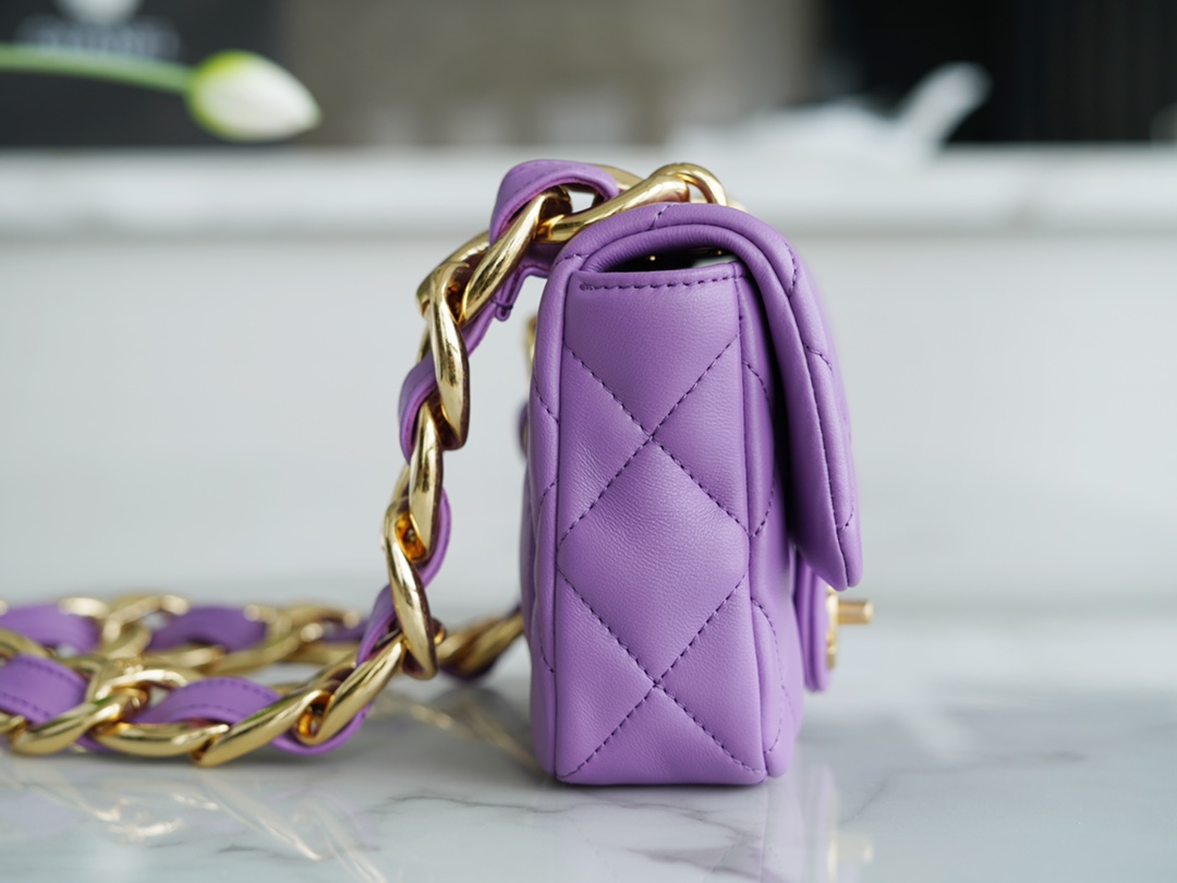 Chanel 22S Chunky Chain CF Shoulder Bag Mini Purple Chanel 22SS Spring/Summer Runway Chunky Chain Shoulder Bag Lambskin  