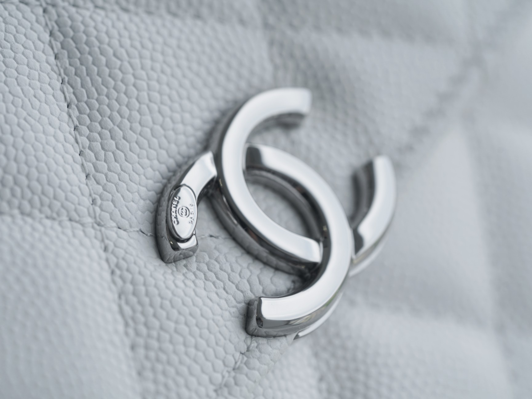 Chanel 22S Enamel Handle Chain Bag White Silver Hardware Caviar Calfskin  