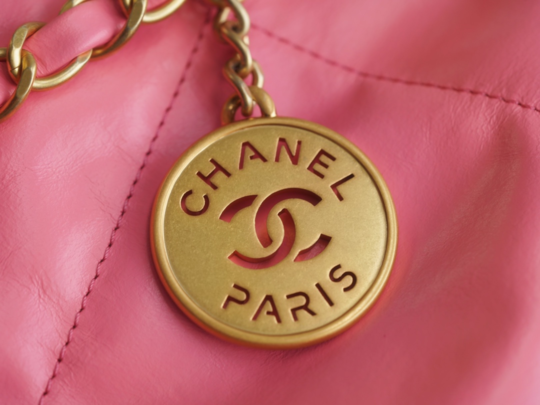 Chanel 22P Spring/Summer New 22 Bag Coral Pink Small  