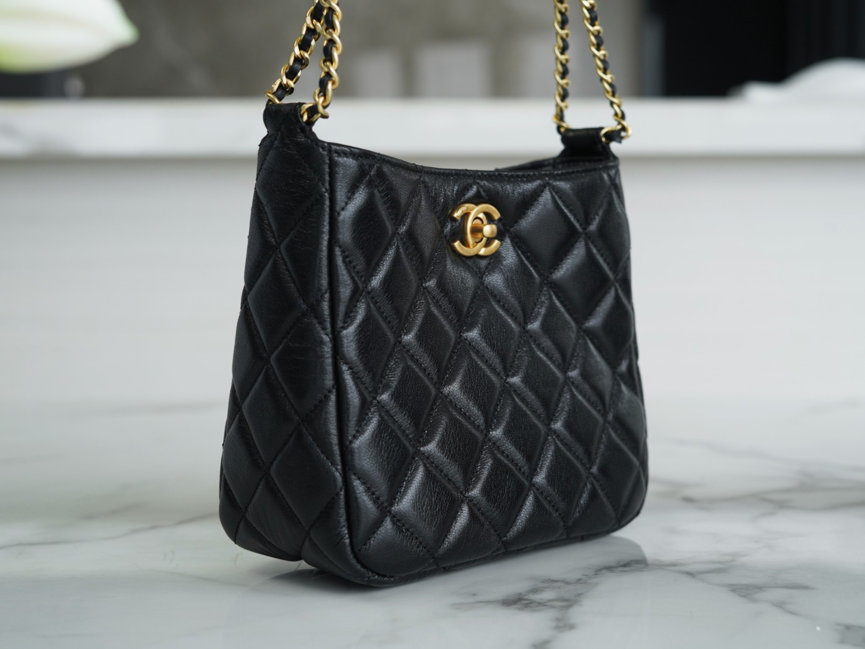 Chanel 22P Vintage Hippie Bag Glossy Crinkled Lambskin  