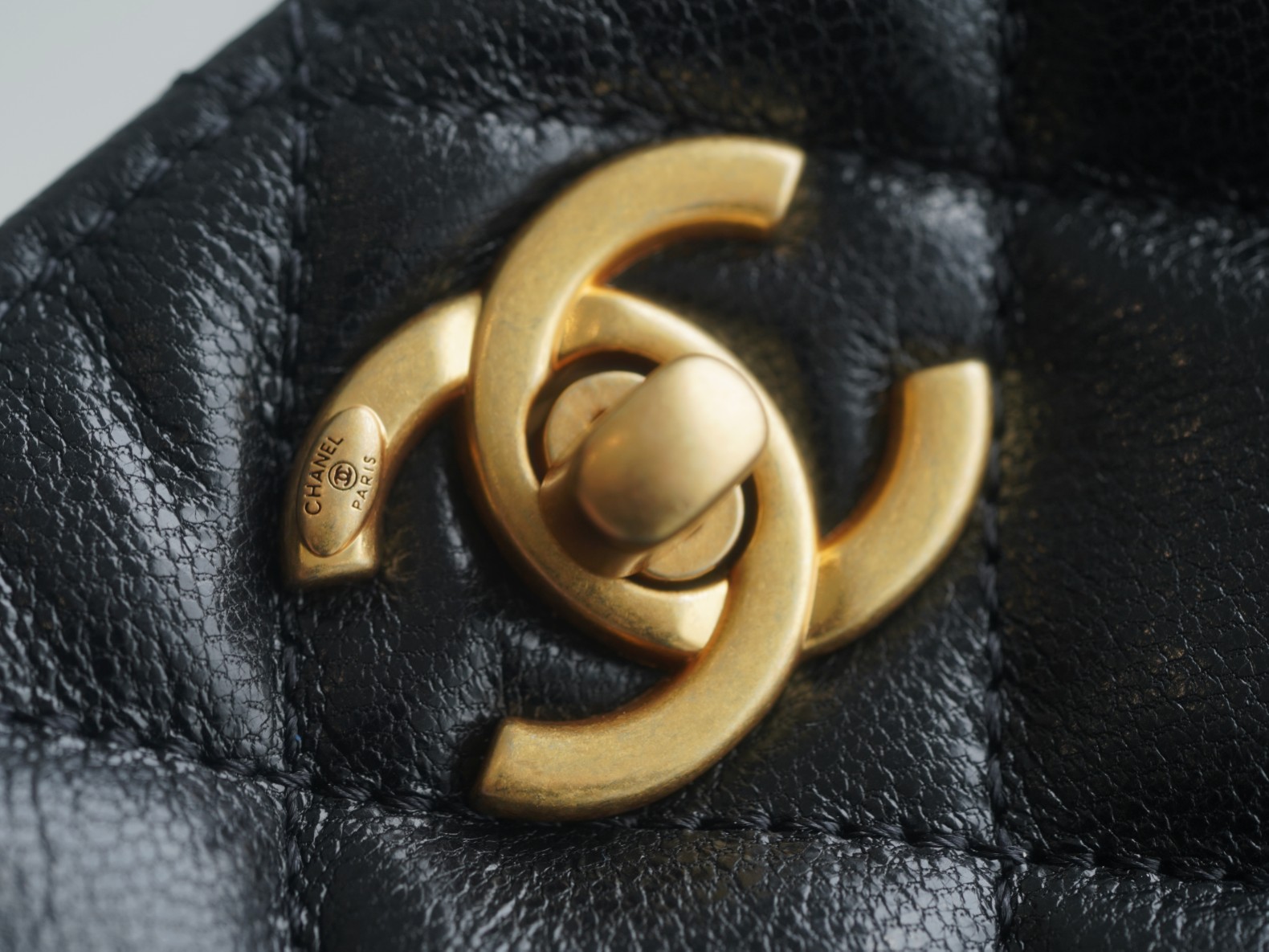 Chanel 22P Vintage Hippie Bag Glossy Crinkled Lambskin  