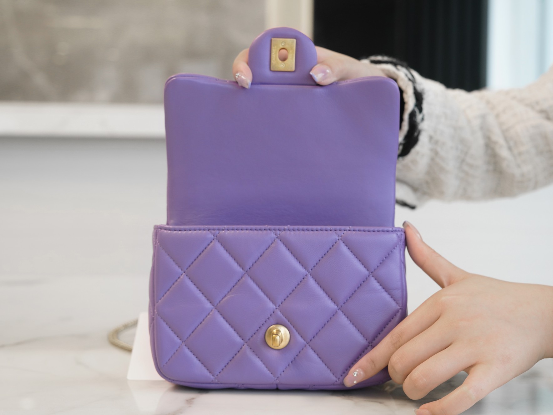 Chanel 22P Enamel Buckle Square Fatty Purple  