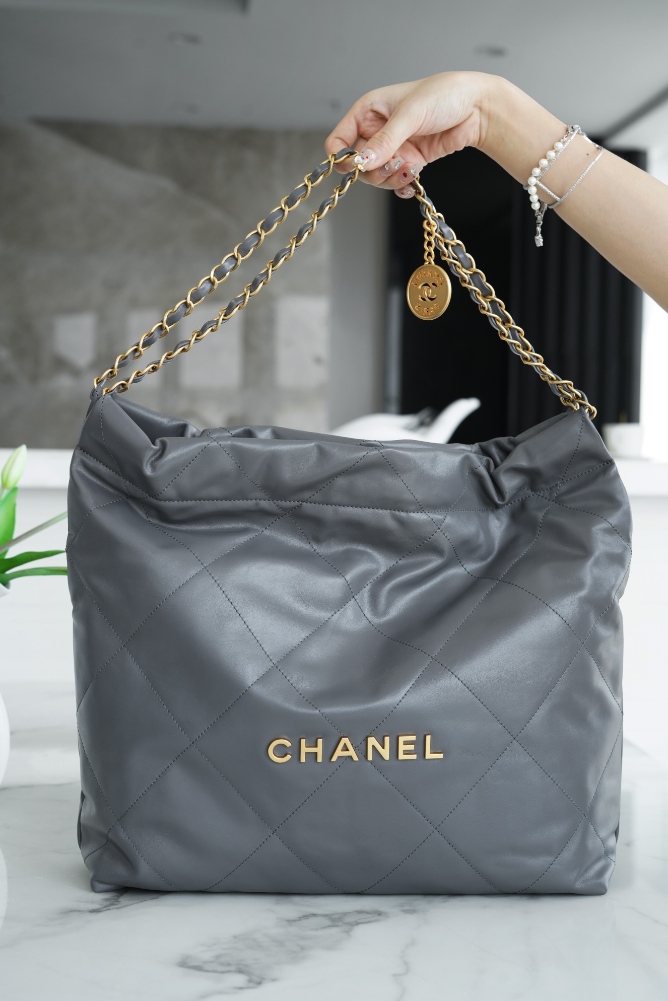 Chanel 22P Spring/Summer New 22 Bag Medium Premium Grey  