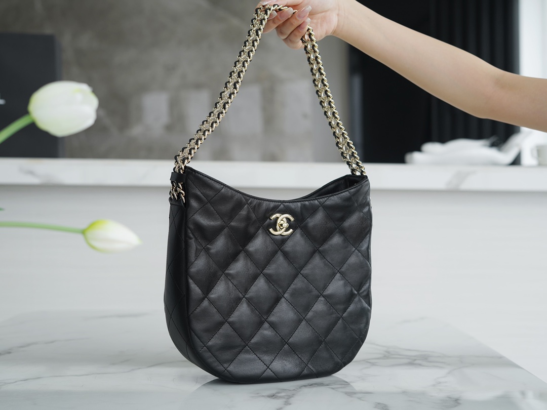 Chanel 22P Spring/Summer New HOBO Shoulder Bag Lambskin  