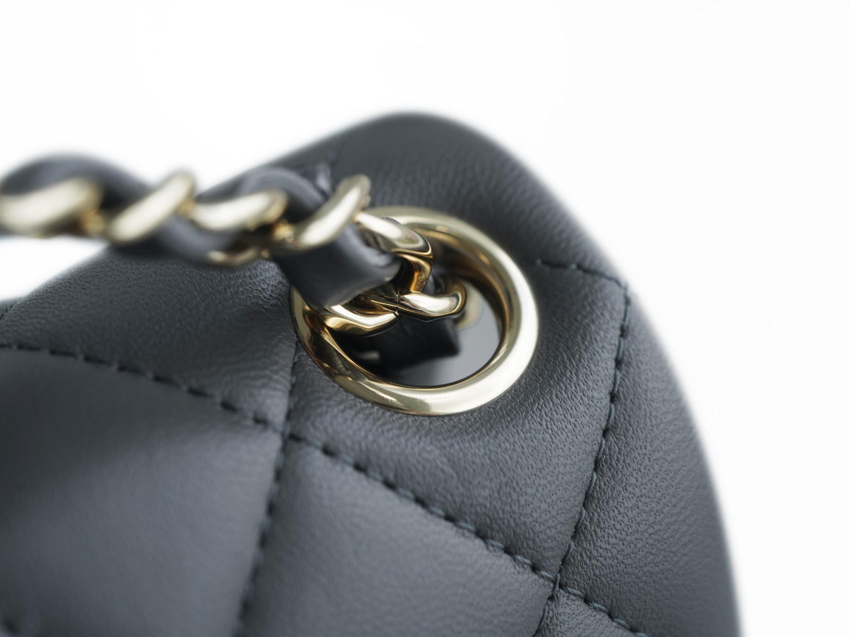 Classic Flap Bag Lambskin