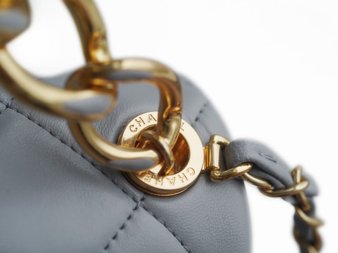 Chanel 22A Chunky Chain Flap Bag Grey Lambskin  