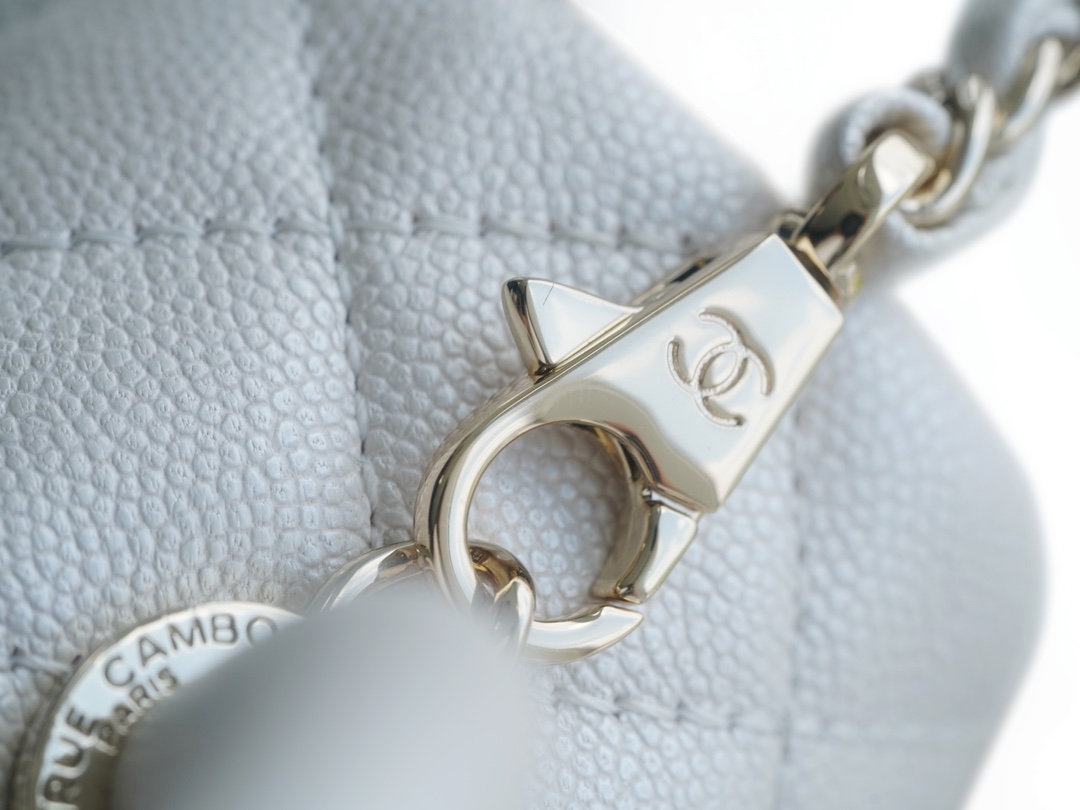 Chanel Coco Handle Calfskin Handle Small Pearl White Calfskin  