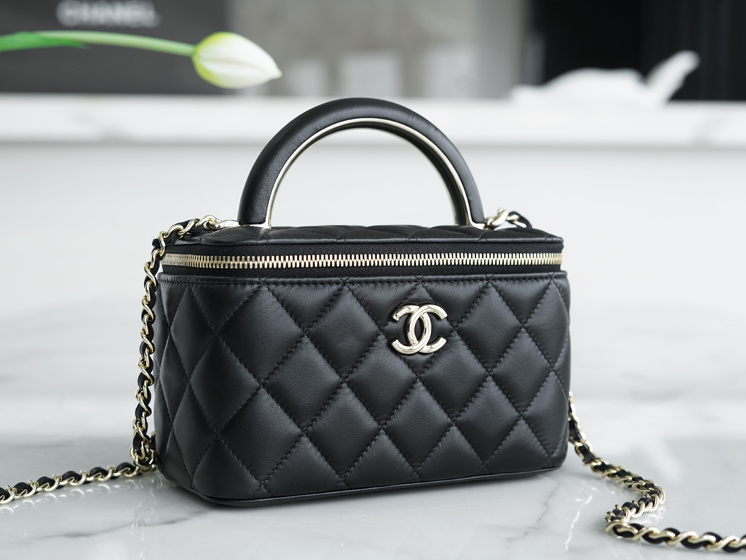 Chanel 22A Long Box Tote Black  