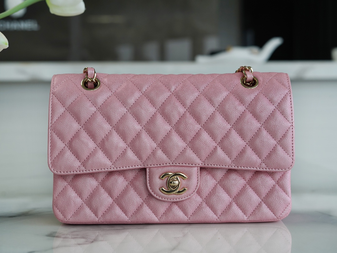 Classic Flap Washed Calfskin Medium Pearl Pink  