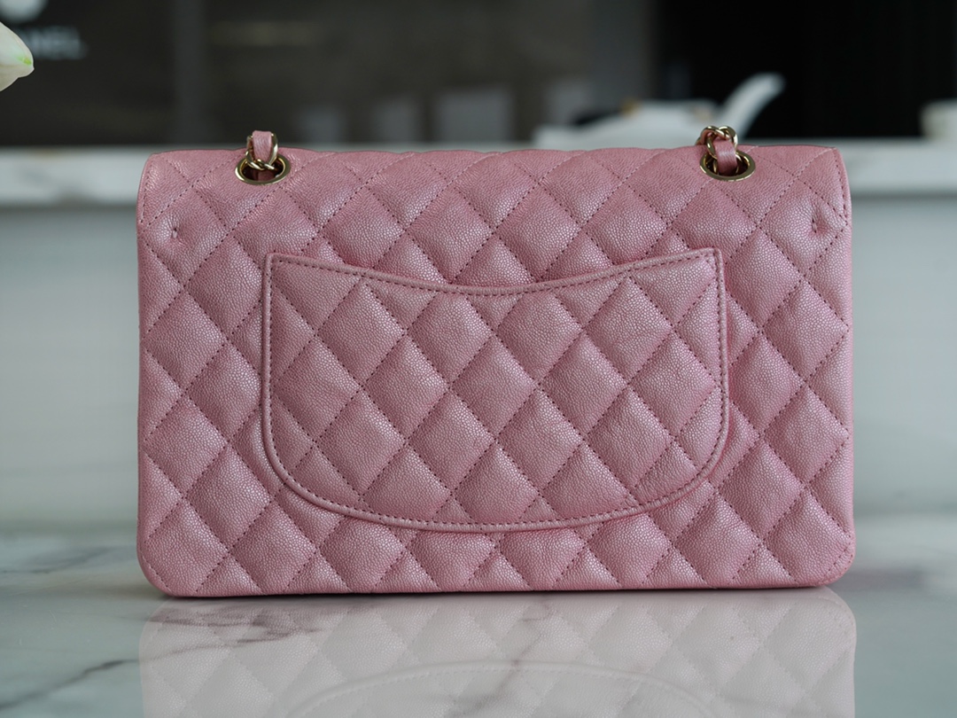 Classic Flap Washed Calfskin Medium Pearl Pink  