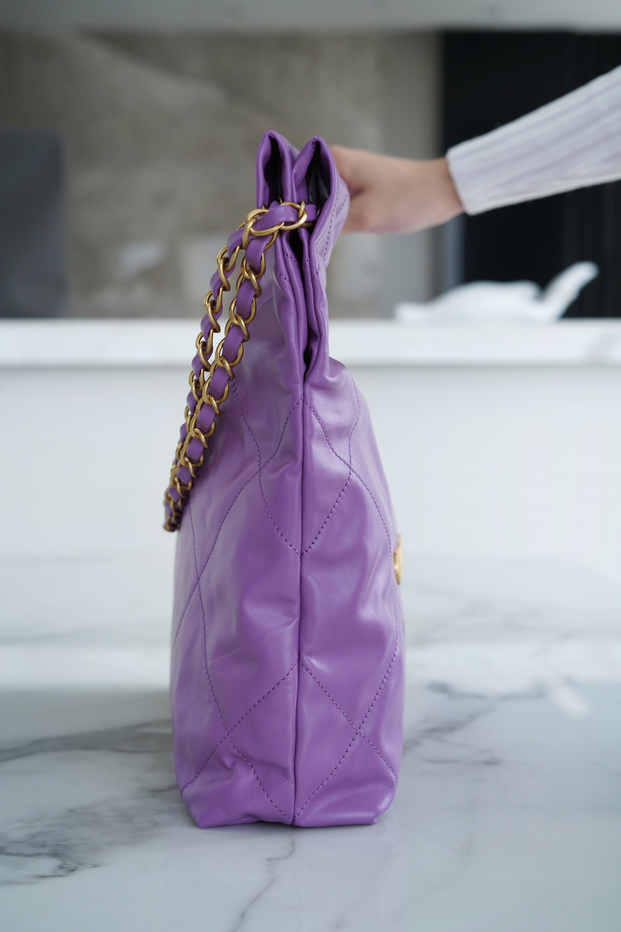 Chanel 22P Handbag Purple  