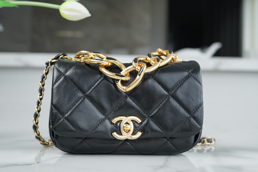 Chanel 22A Chunky Chain Flap Bag Mini Classic Black Lambskin  