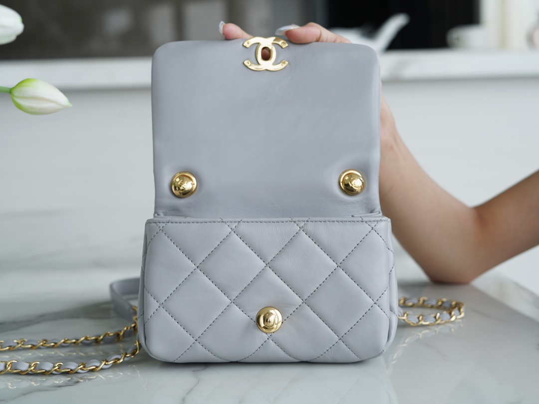 Chanel 22A Chunky Chain Flap Bag Mini Grey Lambskin  