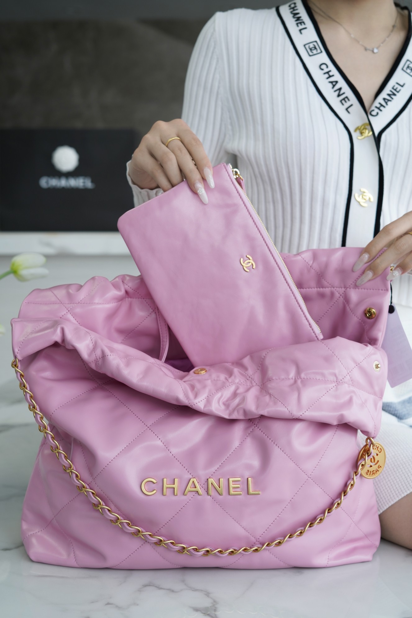 Chanel 22P Handbag Medium Pink Purple Glossy Calfskin  