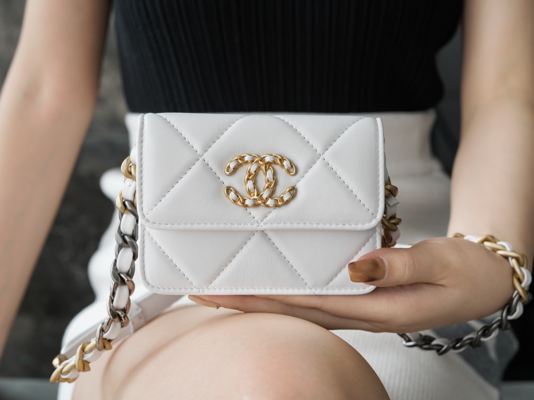 Chanel 19 Bag Mini Waist Bag Cream White  