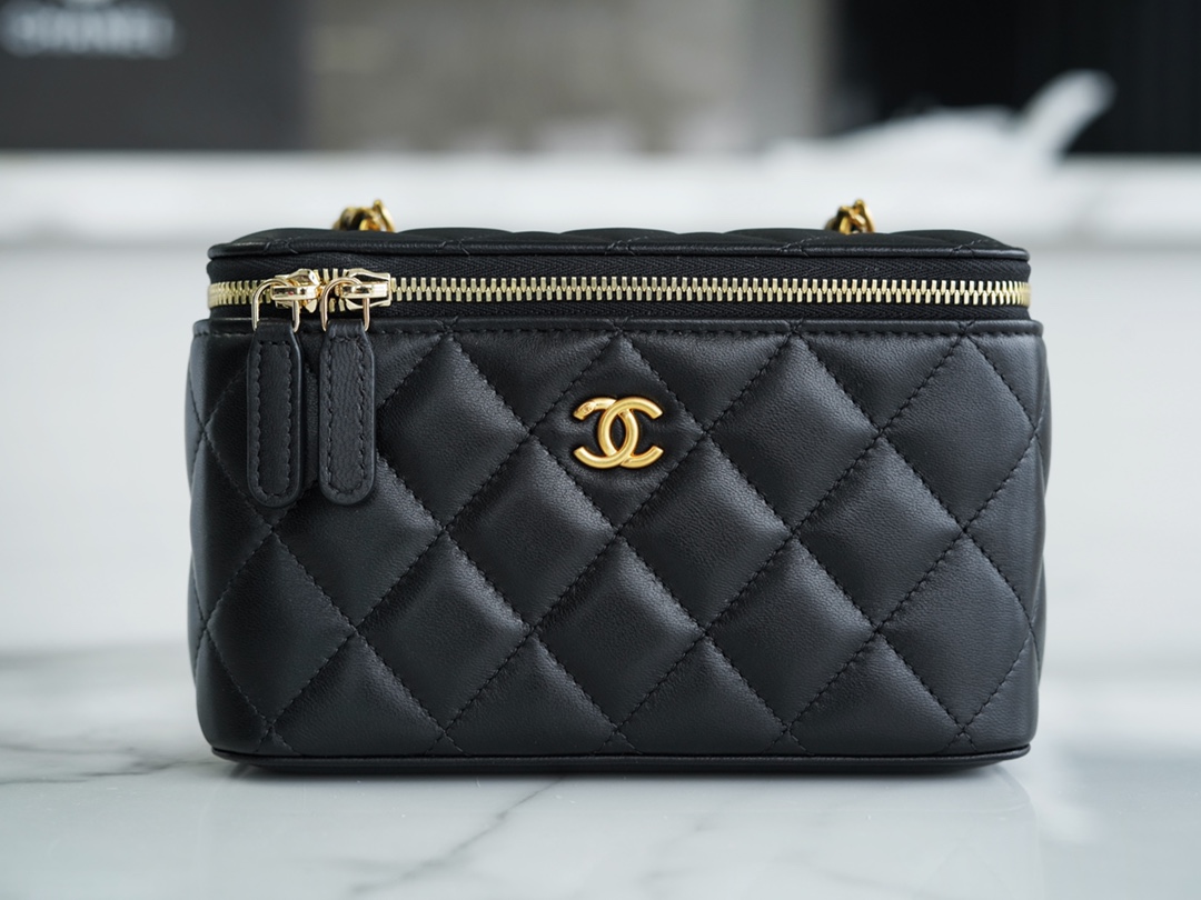 Chanel 22S Woven Gold Ball Long Box Lambskin  