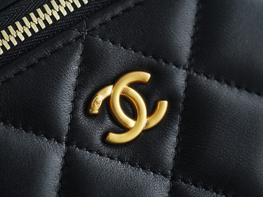 Chanel 22S Woven Gold Ball Long Box Lambskin  