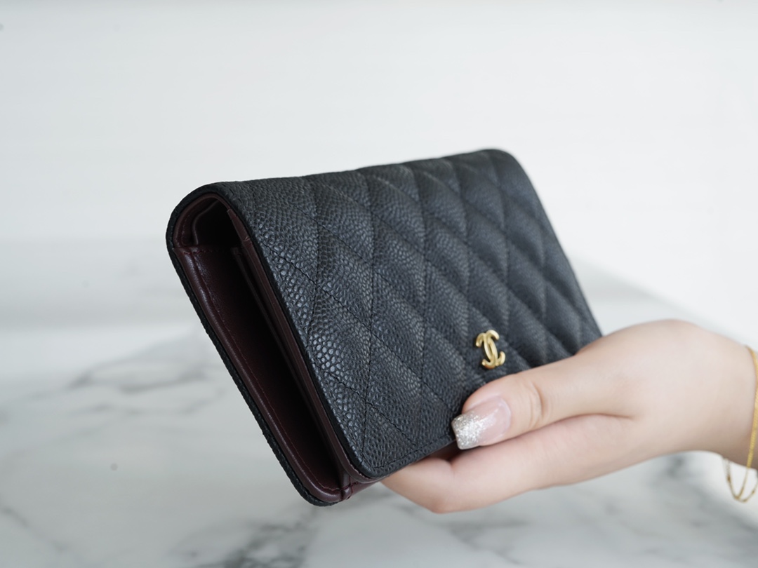 Classic Flap Classic Folded Long Wallet Black Gold Calfskin  