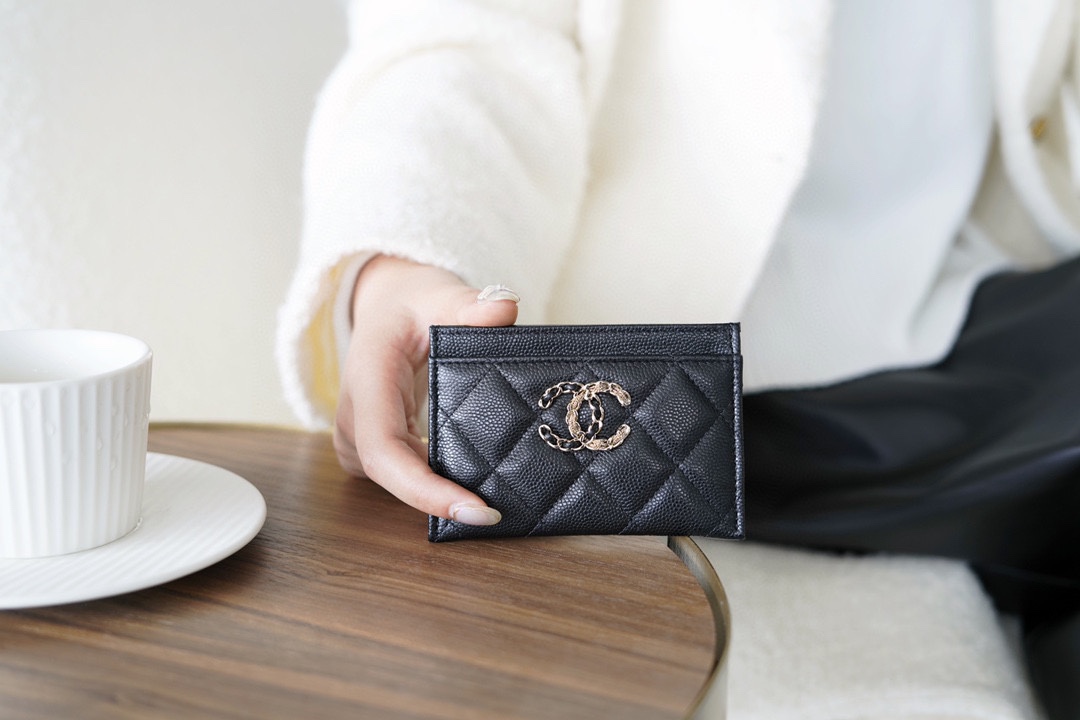 Chanel 2020 Tassel Card Holder Grainy Embossed Calfskin  