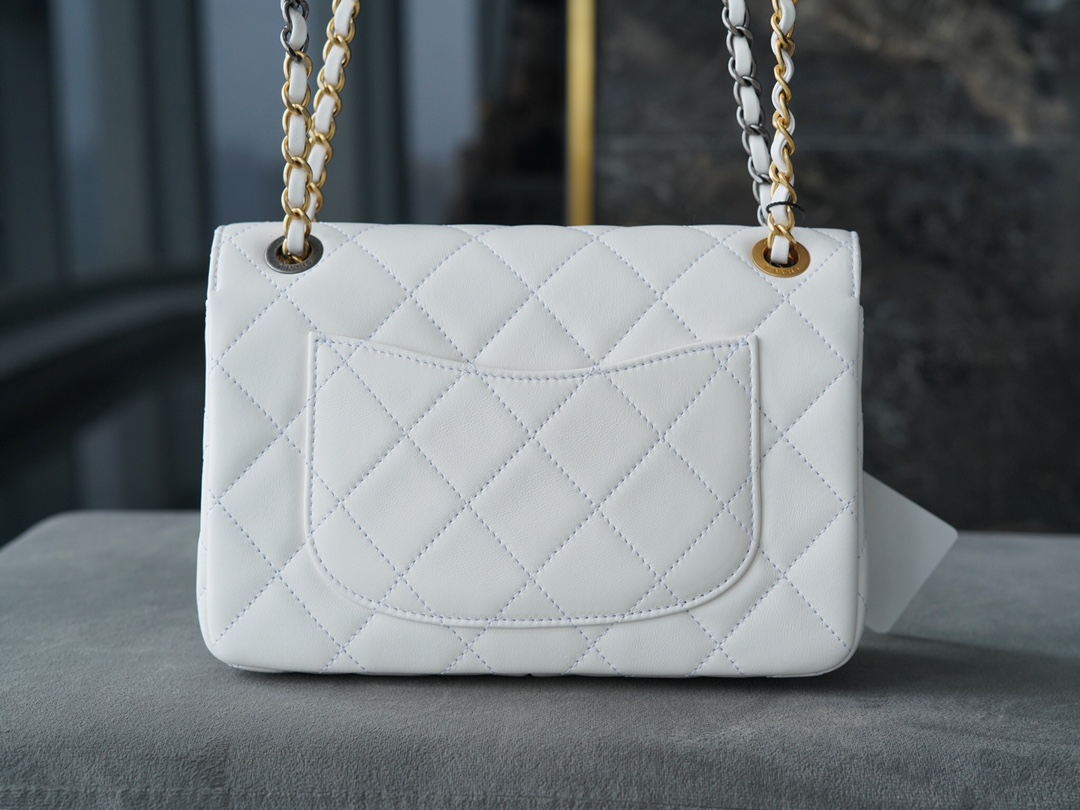 Chanel 21/22 CF Badge White Large Lambskin  