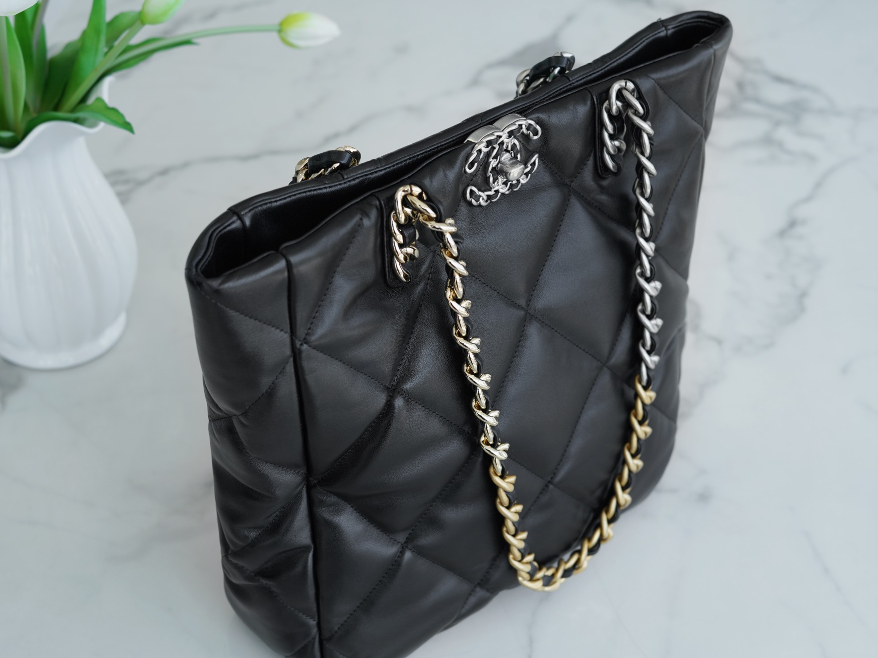 Chanel 22B 19 Bag Tote Black and Silver Small Lambskin  