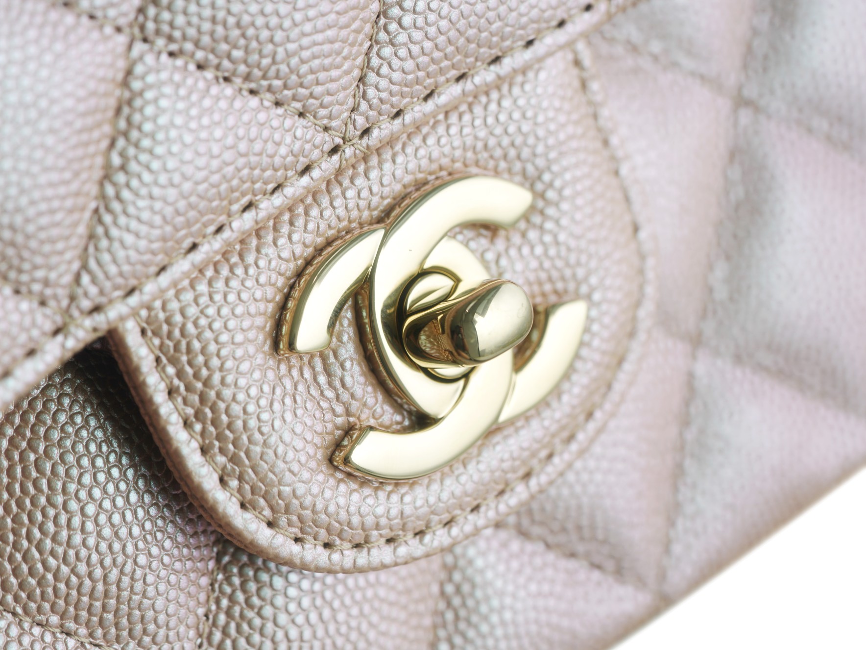 CF Classic Flap in Caviar Leather Medium Champagne Pink  