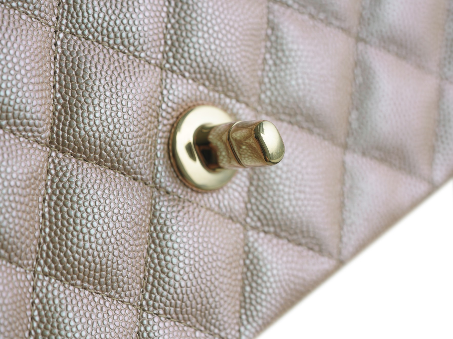 CF Classic Flap in Caviar Leather Medium Champagne Pink  