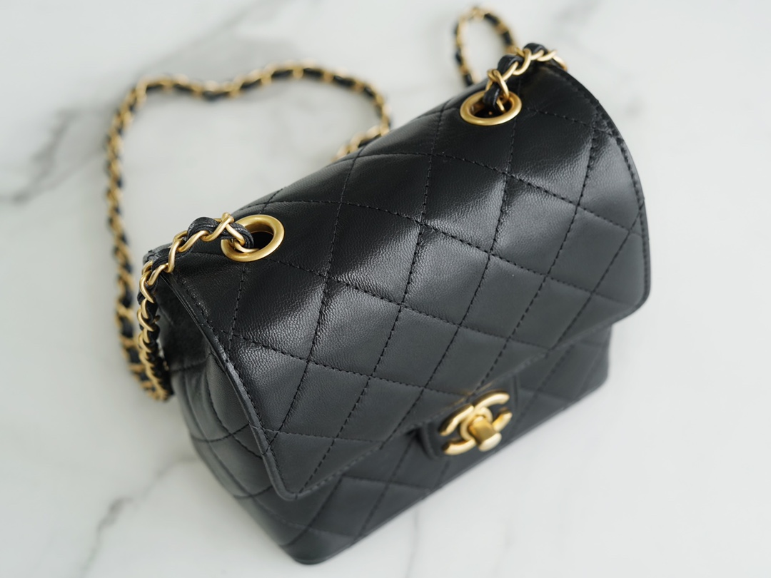 Chanel 22K Vintage Square Bag Black and Gold  